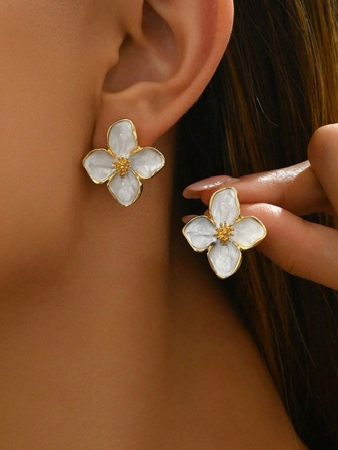 Jewelries